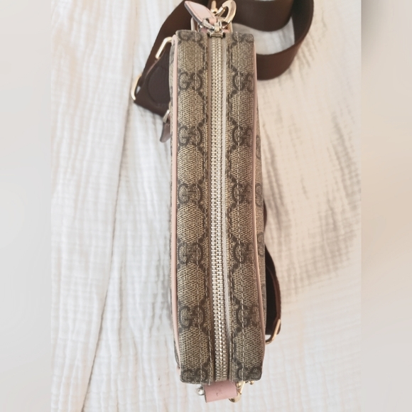 Gucci GG Supreme crossbody - Picture 6 of 14